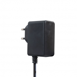 Weko 15 volt - 1 amper - 15 watt 5.5*2.5 uçlu yerli üretim priz tipi adaptör