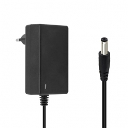 Weko 7.2Volt - 1Amper 5.5X2.5 Uçlu Ledli Yerli Üretim Priz Tipi Adaptör